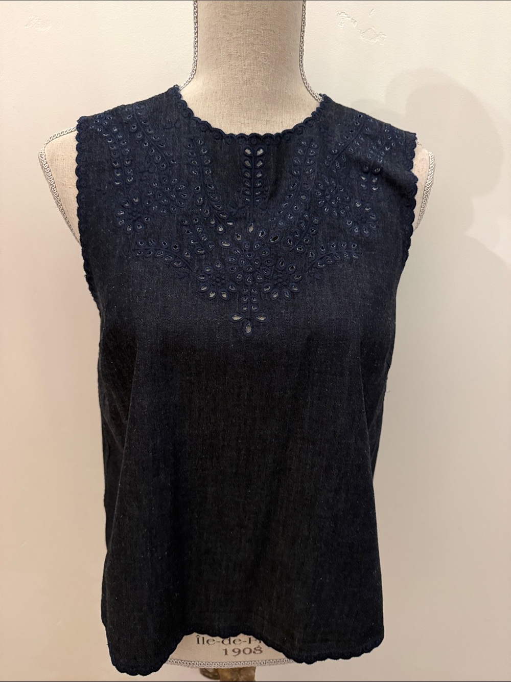 rag & bone Jean  Navy Eyelet Sleeveless Tank, small, EUC